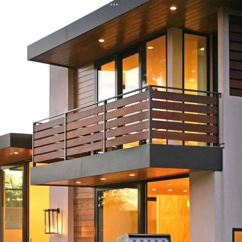Horizontal wood balcony railing